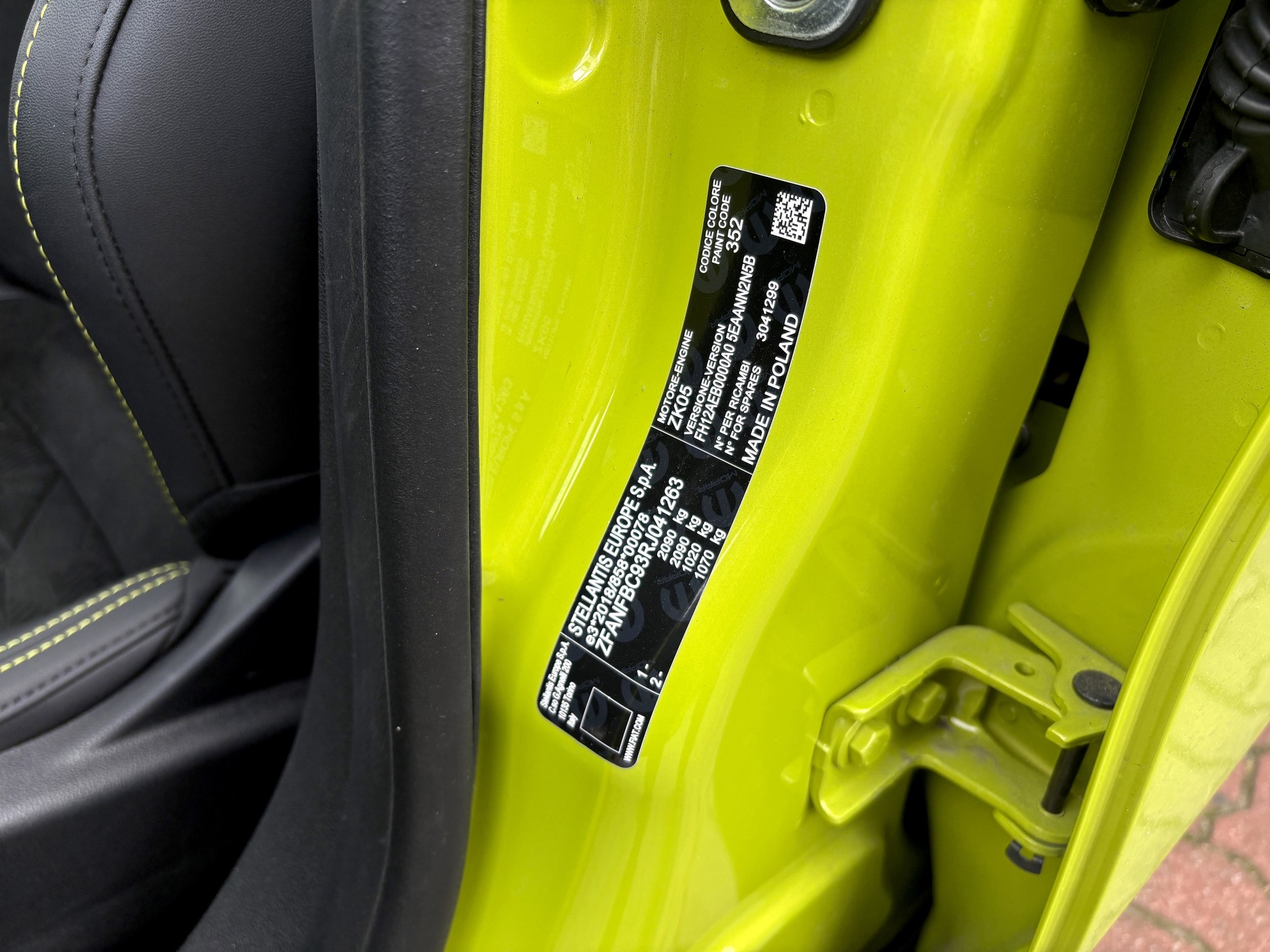 Abarth 600e Scorpionissima