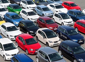 Koncerny motoryzacyjne z rekordowymi zyskami. Zwykły Kowalski nie kupi już taniego auta?