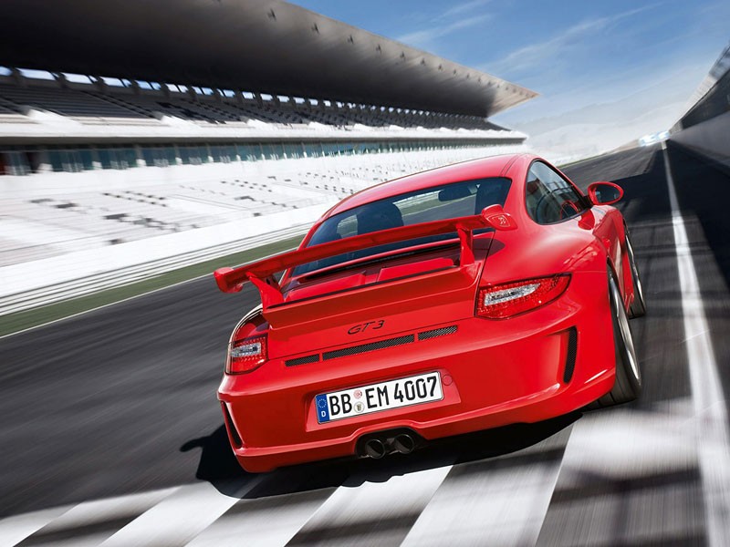 Porsche 911 GT3: modernizacja i podrasowanie najmocniejszej wersji wolnossącej