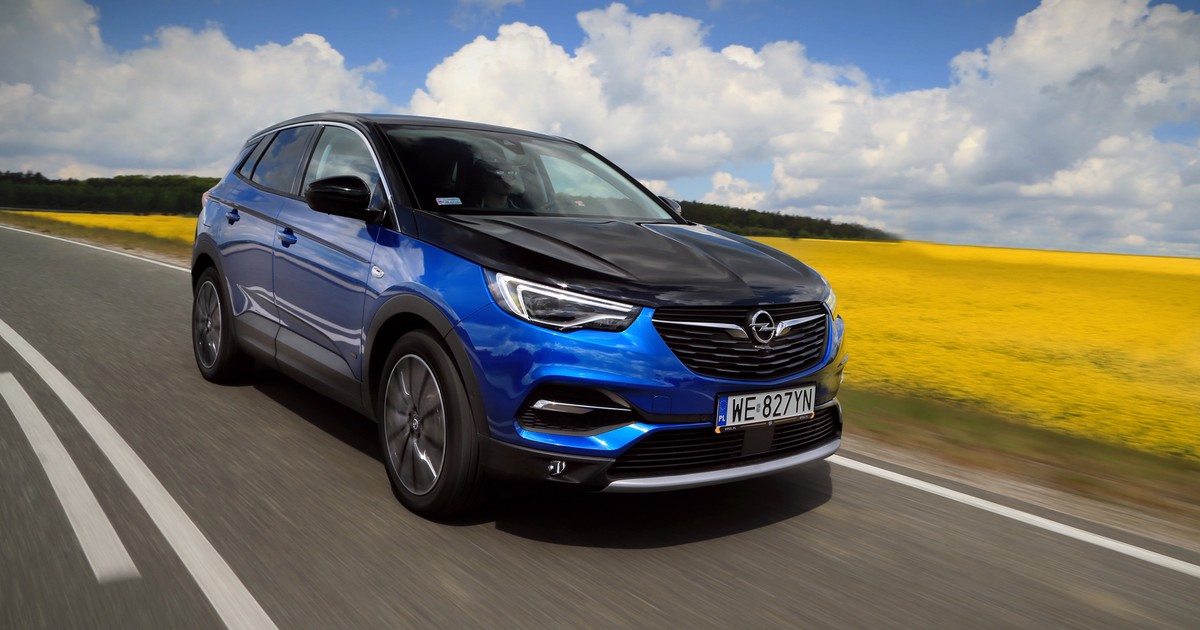 Opel Grandland X Hybrid4