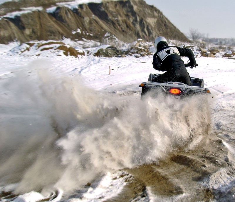 Suzuki Kingquad LTA 750 AXi LE 4x4 – śnieżne szaleństwo