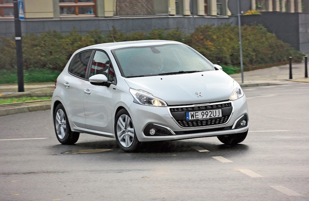 Peugeot 208 (I)