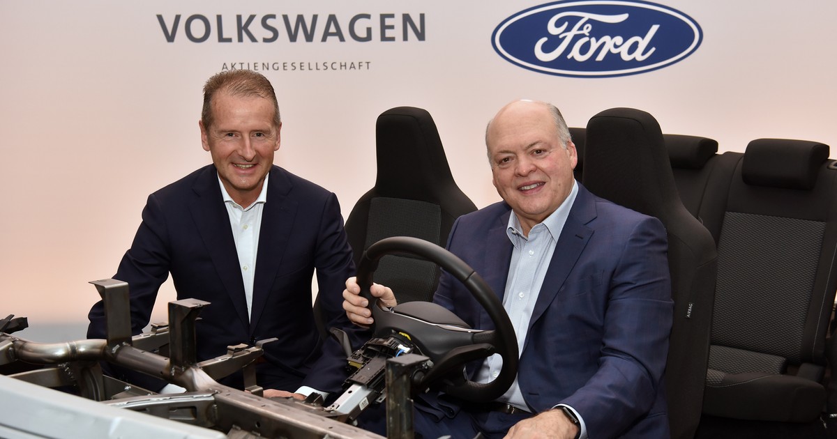 Jim Hacket (szef Forda) i Herbert Diess (szef Volkswagena)