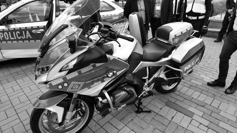 motocyk policyjnyl bw