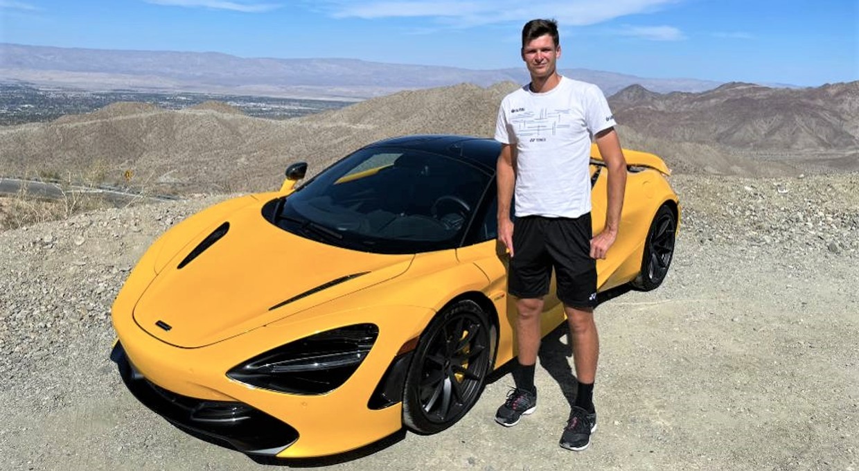 Supertenisista i supersamochody. Hubert Hurkacz opowiada nam o szybkich autach