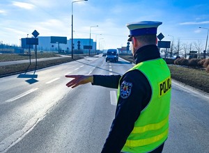 Znaki A-9 i A-10 są ignorowane. Za łamanie prawa kierowcy dostają nawet 4000 zł mandatu