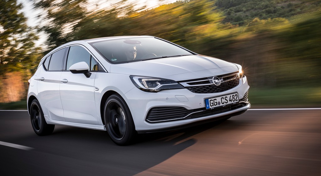 Opel Astra z pakietem OPC Line