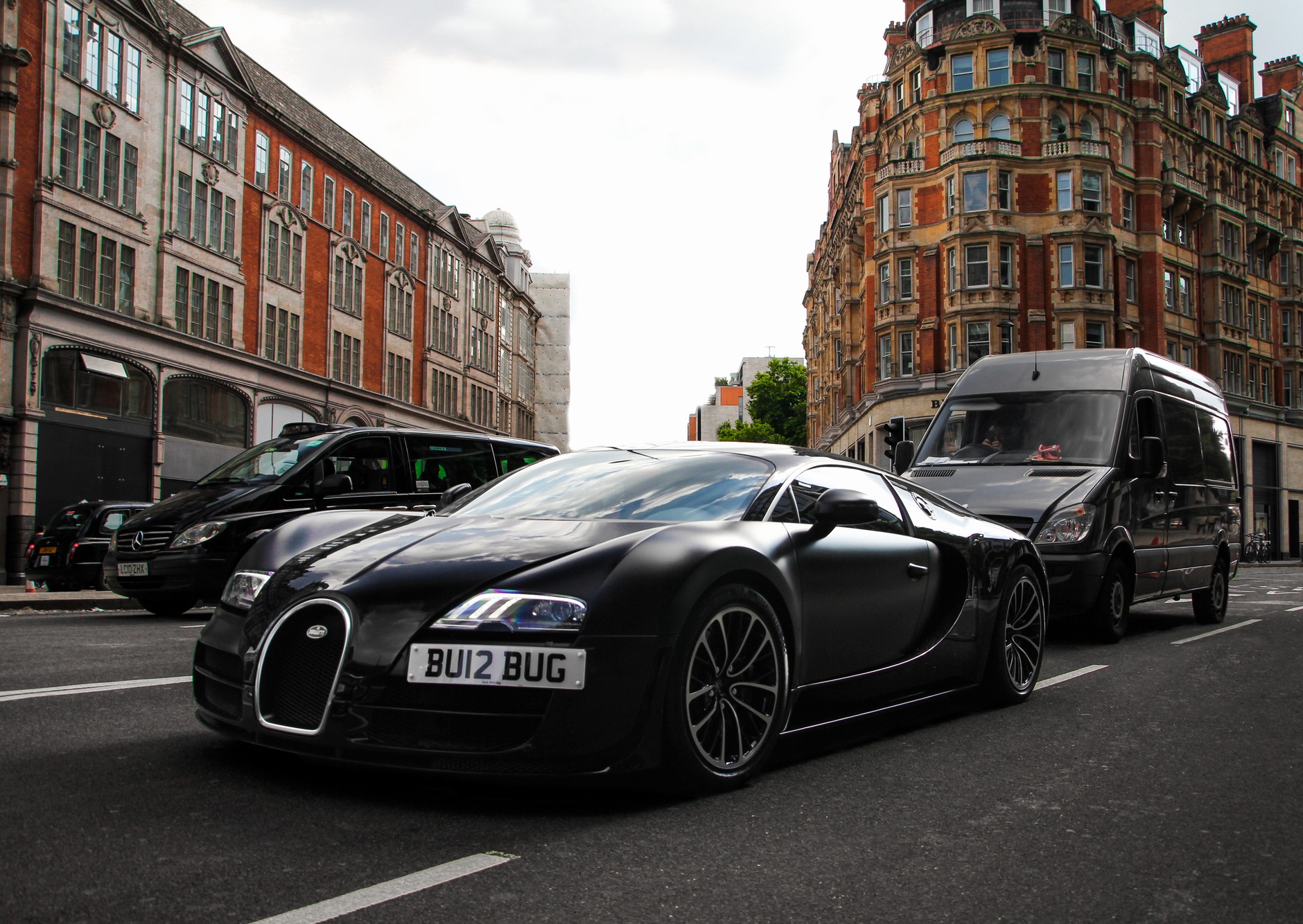 Bugatti Veyron Sang Noir