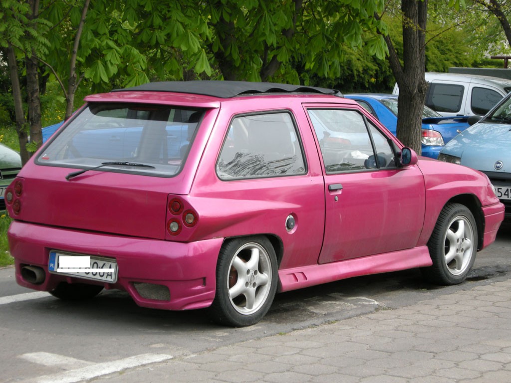 Tuningowane auto na przeglądzie - Zobacz za co stracisz dowód