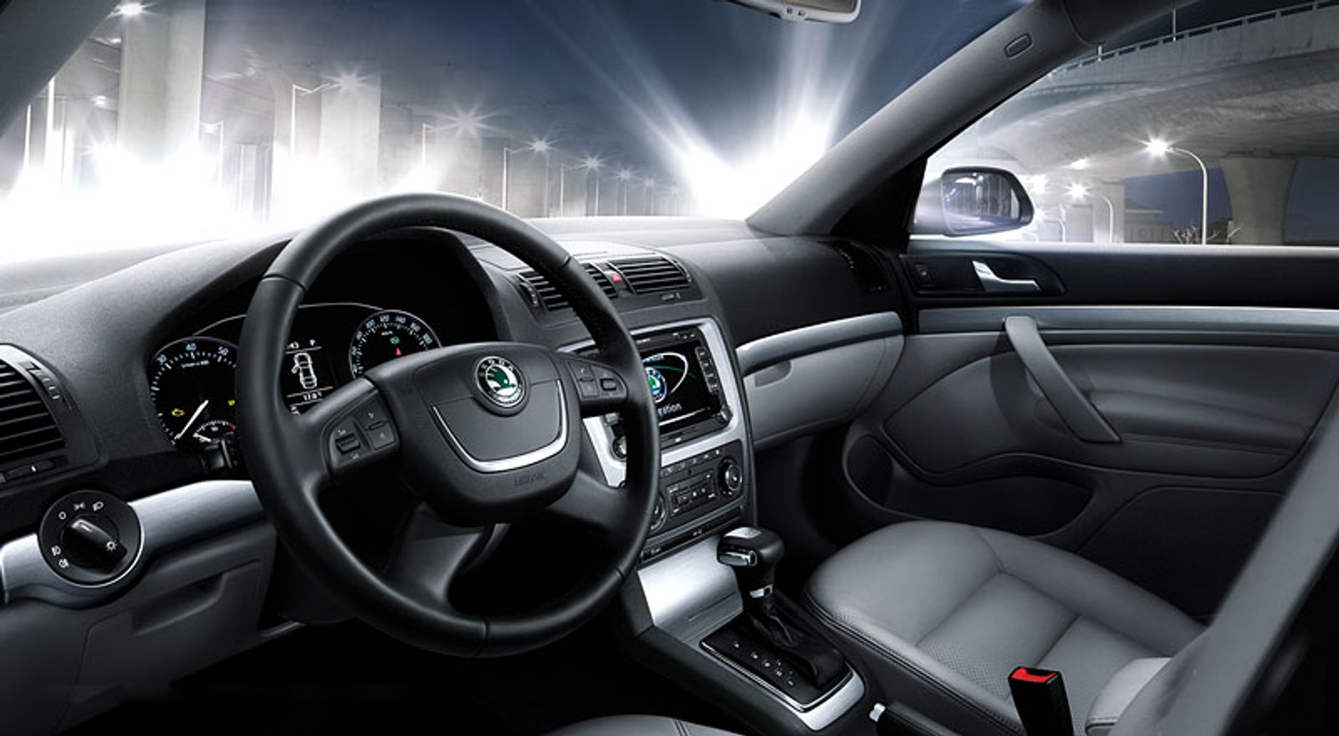 Pekin 2010: Škoda Octavia w Chinach - diody z tyłu, drewno w środku i zmodyfikowane silniki