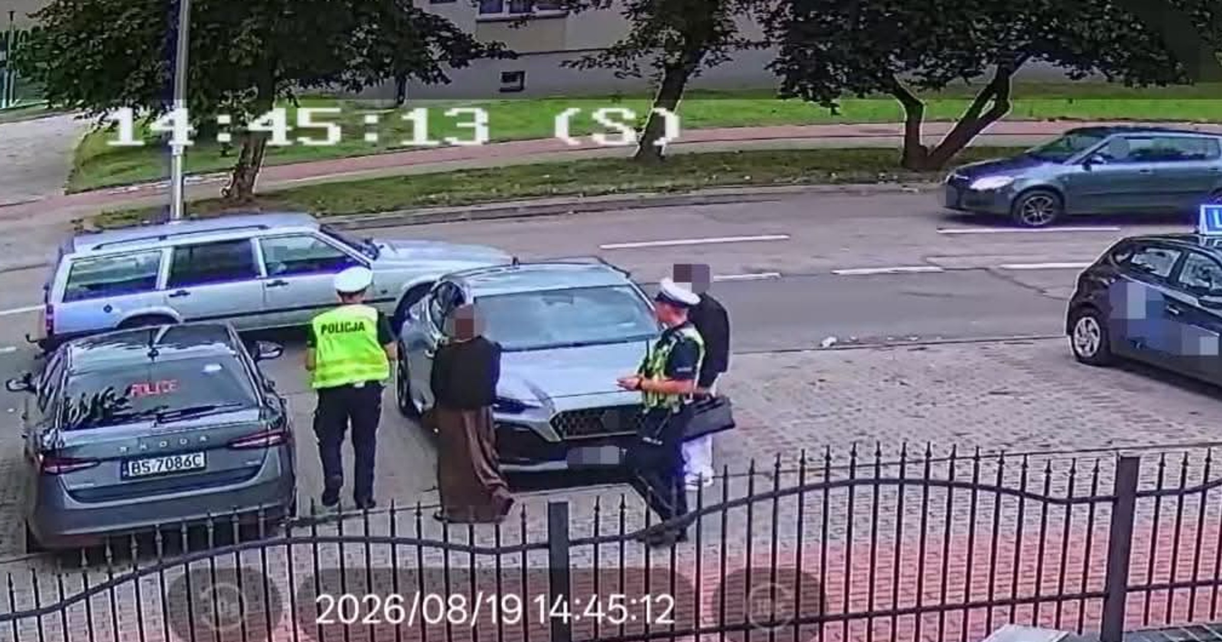 Po niezdanym egzaminie na prawo jazdy chciała wsiąść do samochodu i odjechać