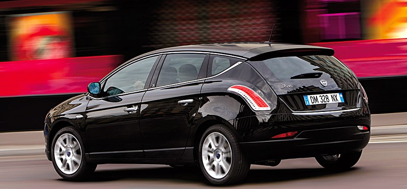 Lancia przeprasza Chiny za reklamę Delty