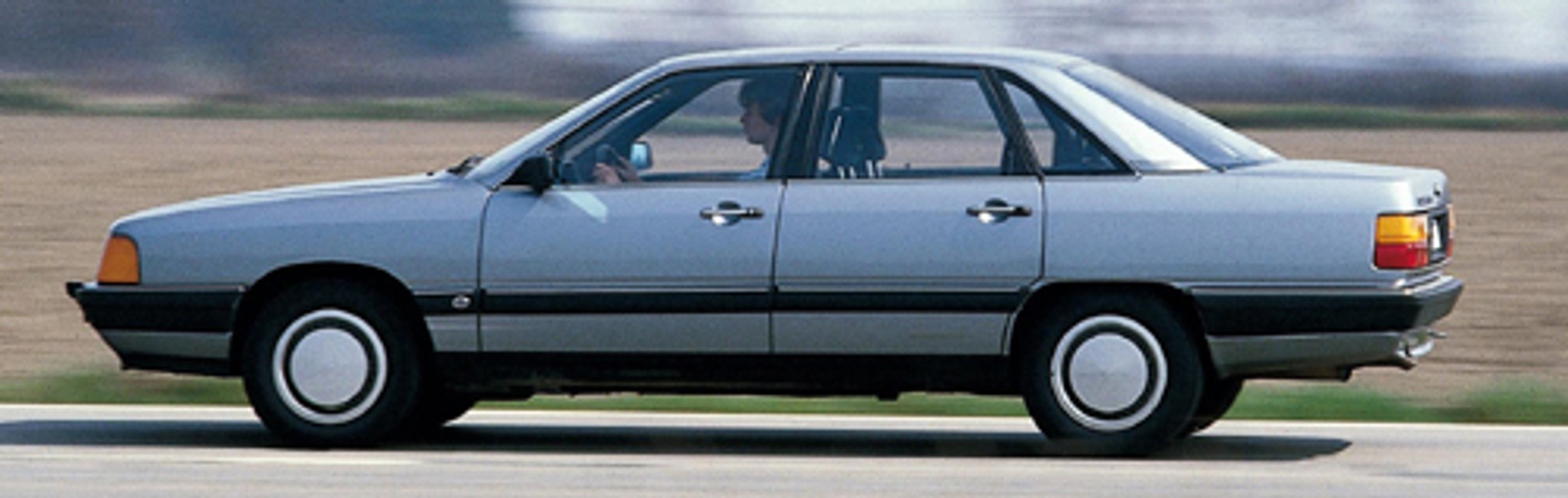 Na początku powstaje forma