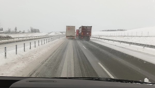 Inspektorzy nie kryli zdziwienia. Kierowca korzystał ze sprzętu, który już dawno wyszedł z użycia