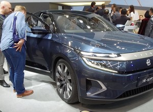 Byton M-Byte na salonie samochodowym we Frankfurcie