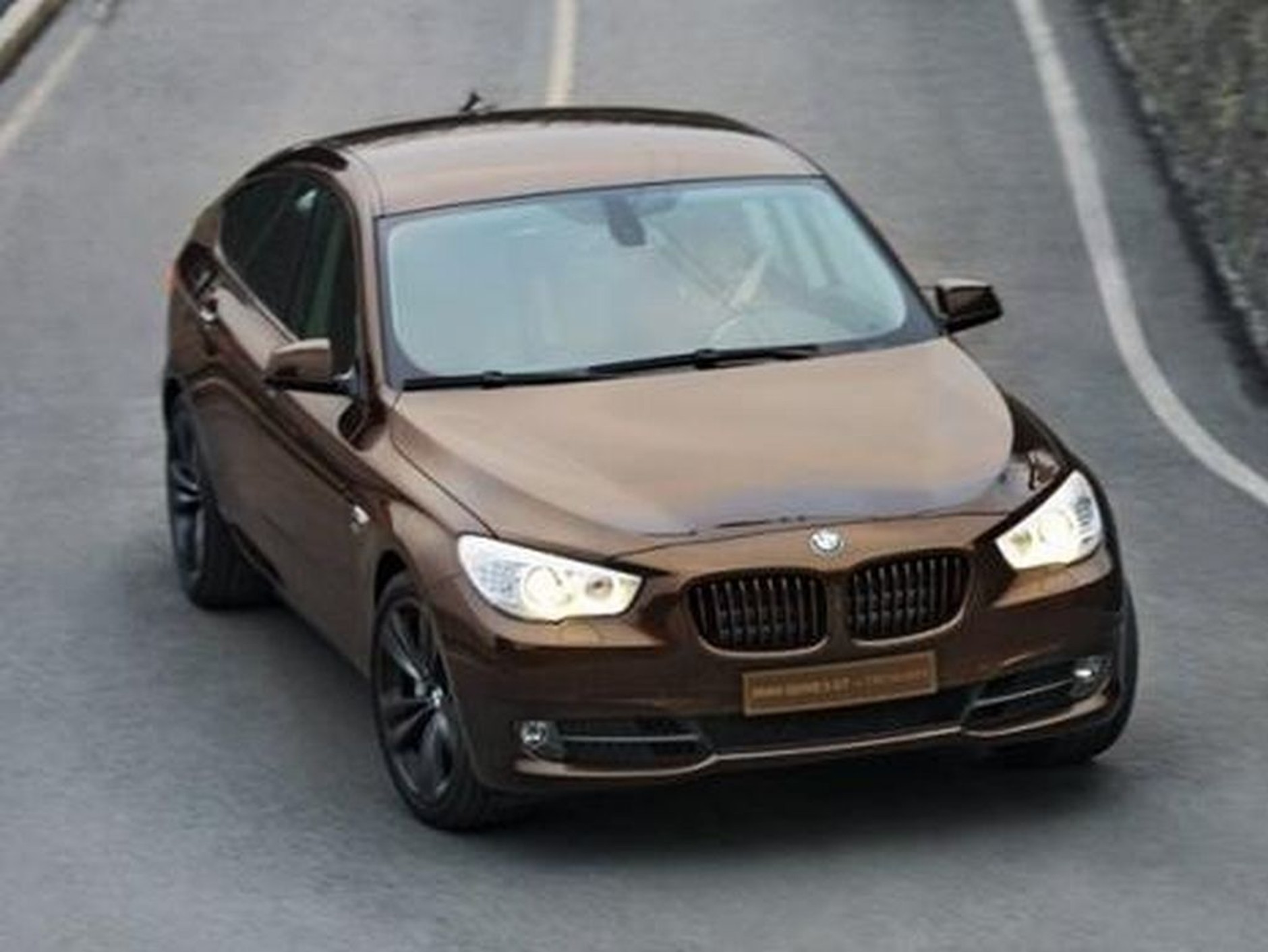 BMW 5 GT Trussardi na 100. rocznicę firmy