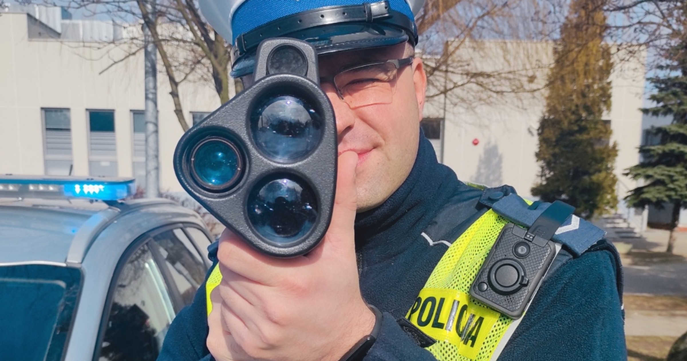 Policjanci zatrzymali kierowcą, który miał już cztery zakazy prowadzenia pojazdów