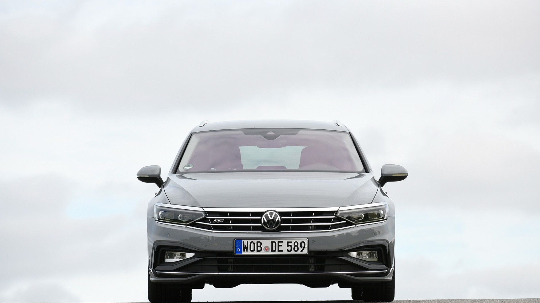 Niespektakularny design, pod którym kryje się przemyślana koncepcja wnętrza o dużej przestronności