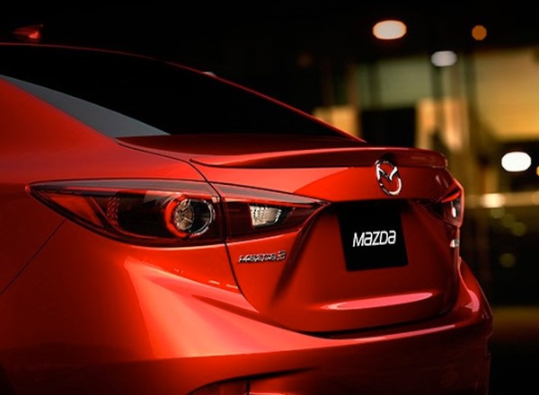Nowa Mazda 3: sedan jeszcze w tym roku