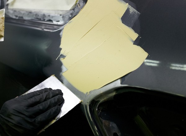 Czy warto kupić auto powypadkowe?