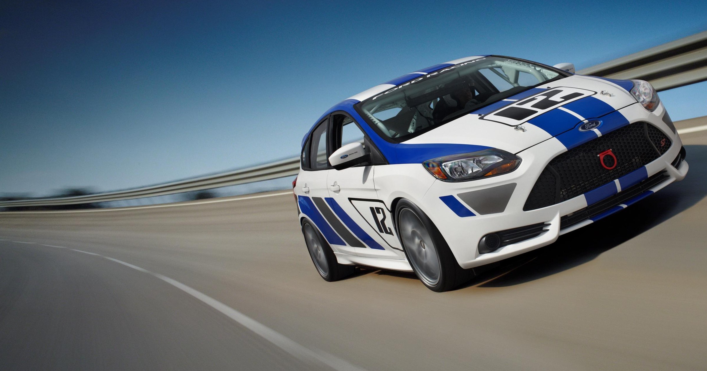 Torowa zabawka, czyli Ford Focus ST-R