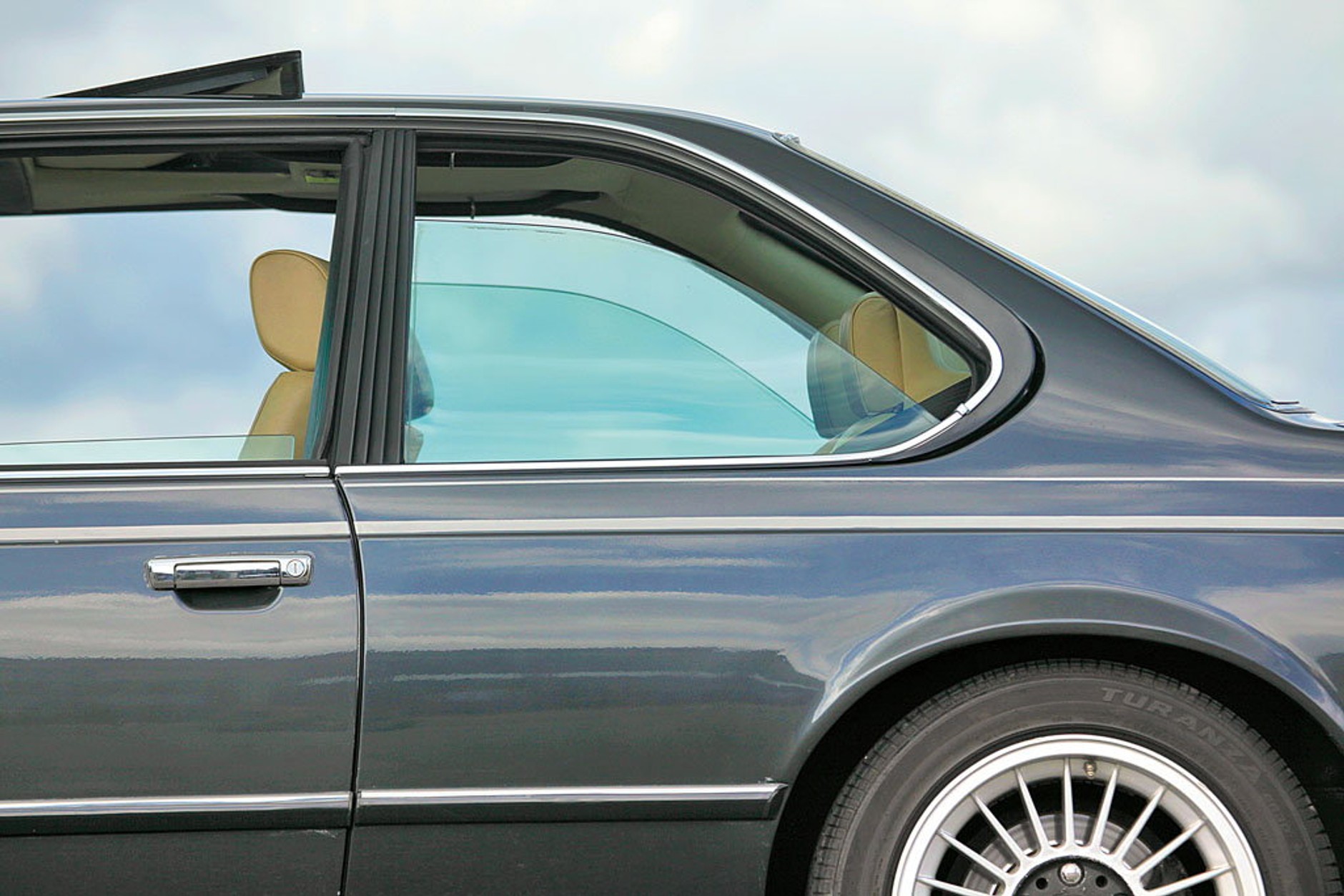 BMW 635 CSI - to BMW może uzależniać!