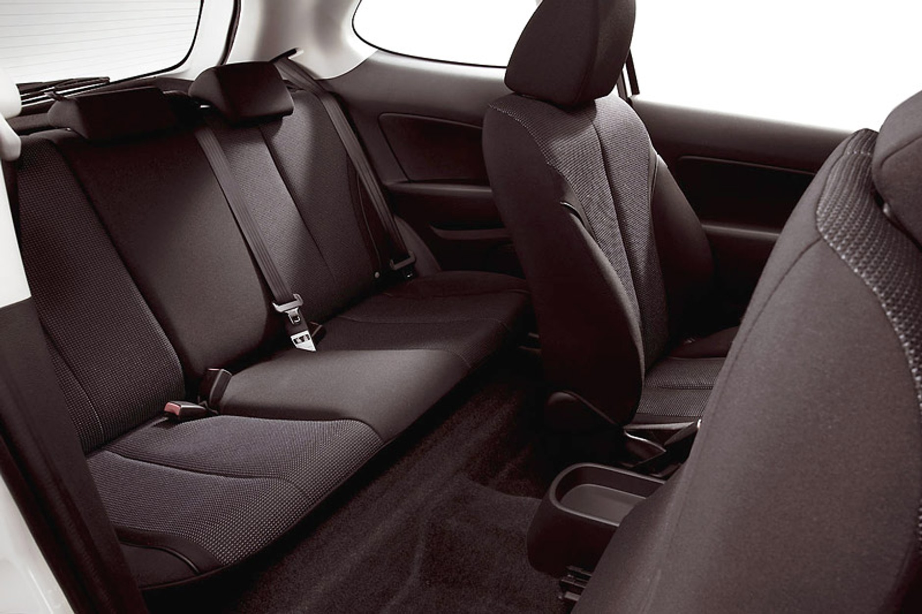 Nowa Mazda2: trzydrzwiowa i w wersji z silnikiem Diesla