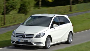 Milion chętnych na klasę B Mercedesa