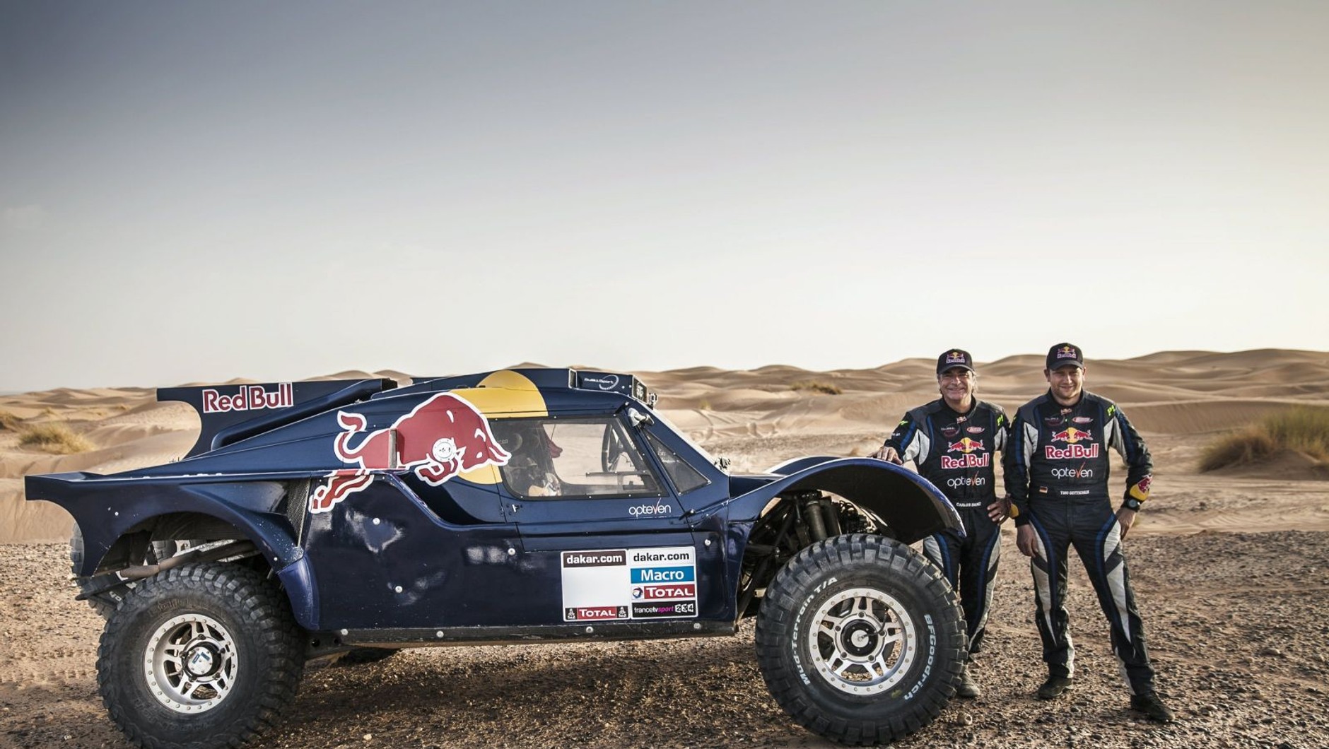 Sainz w nowym buggy na Dakar 2014
