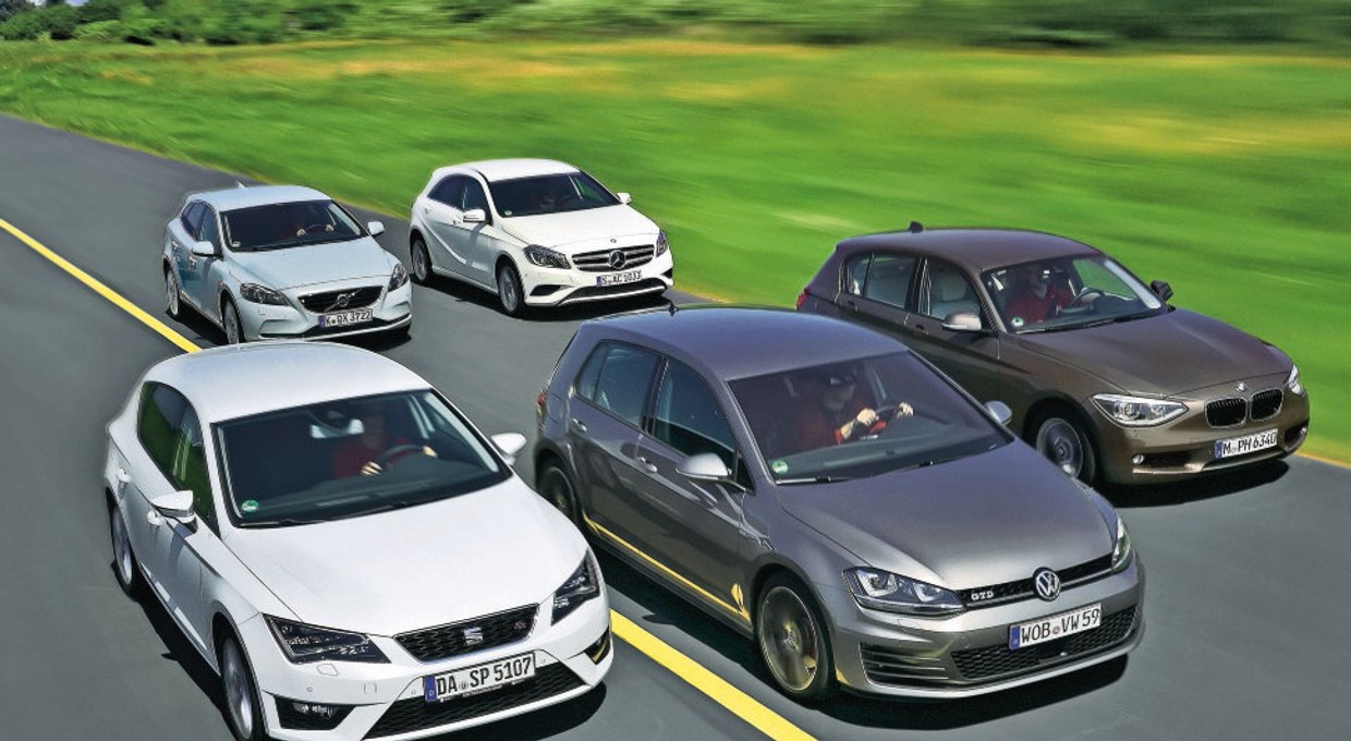 BMW serii 1 kontra Mercedes klasy A, Leon, Golf i V40: porównanie trzech szybkich kompaktowych turbodiesli