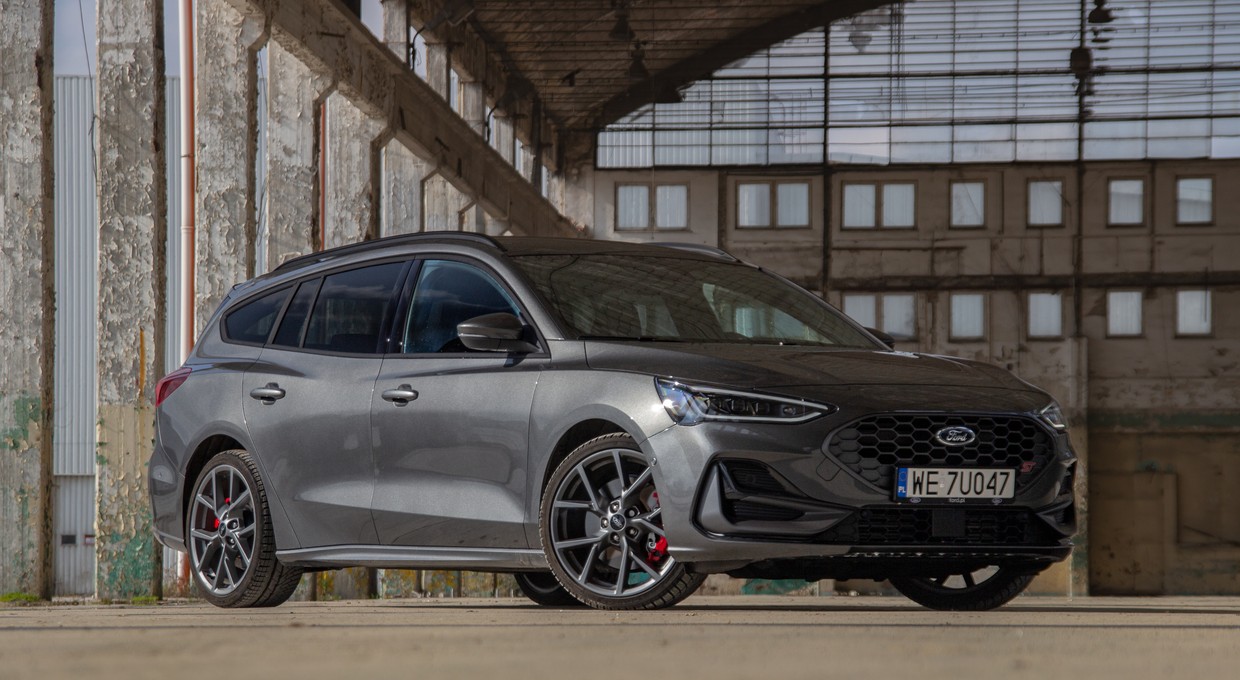 Ford Focus ST — kiedy rodzina jest najważniejsza, ale...
