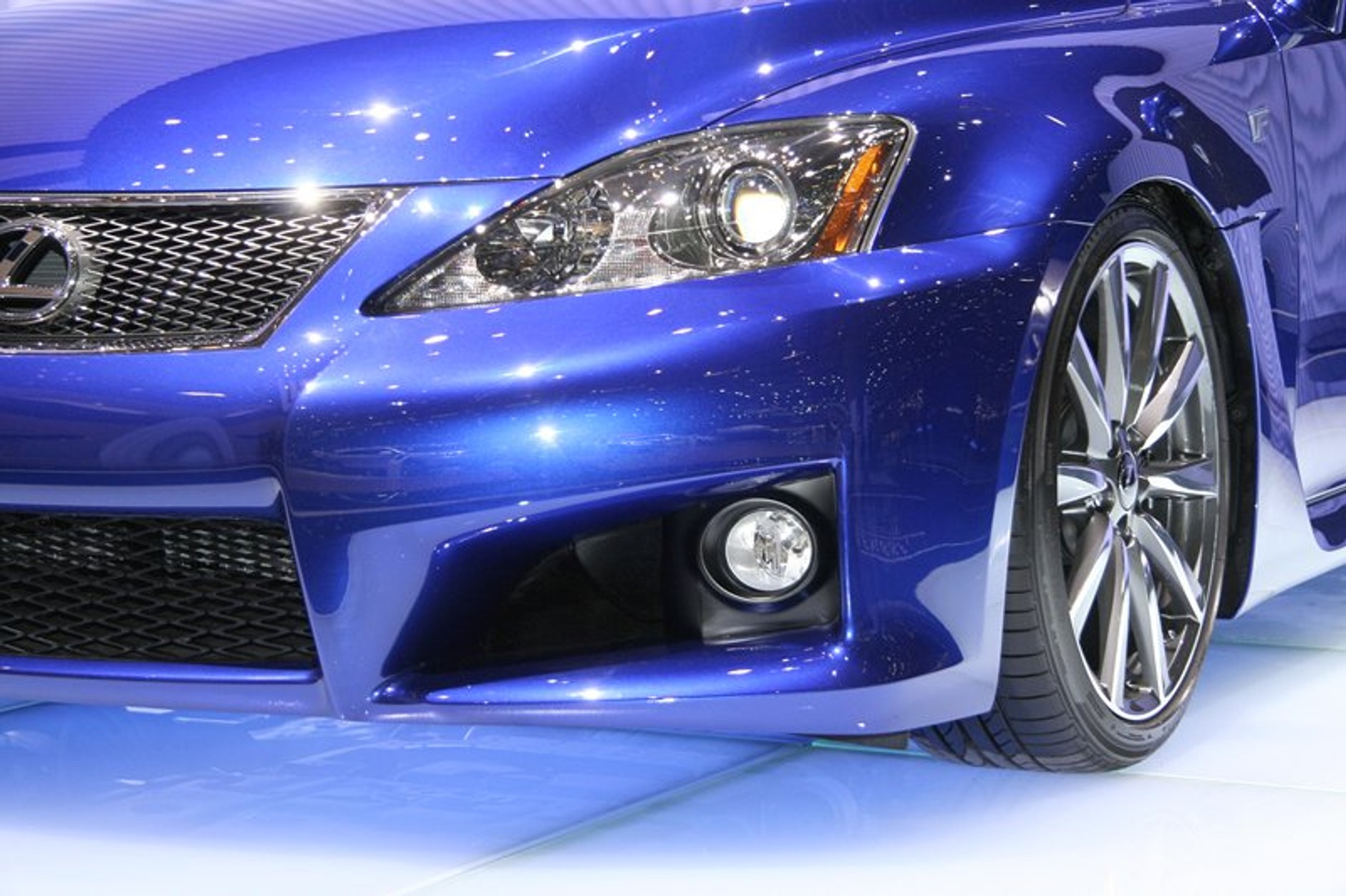 Genewa 2007: kolejne samochody w fotogalerii