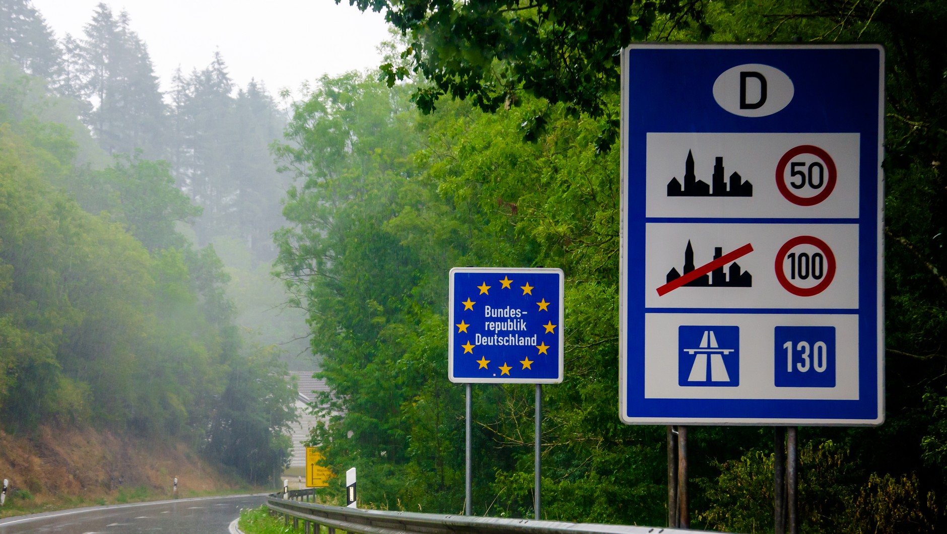 Z tablic przy wjeździe do innego kraju zbyt wiele się&nbsp;nie dowiecie. Do wyjazdu warto się przygotować. 
