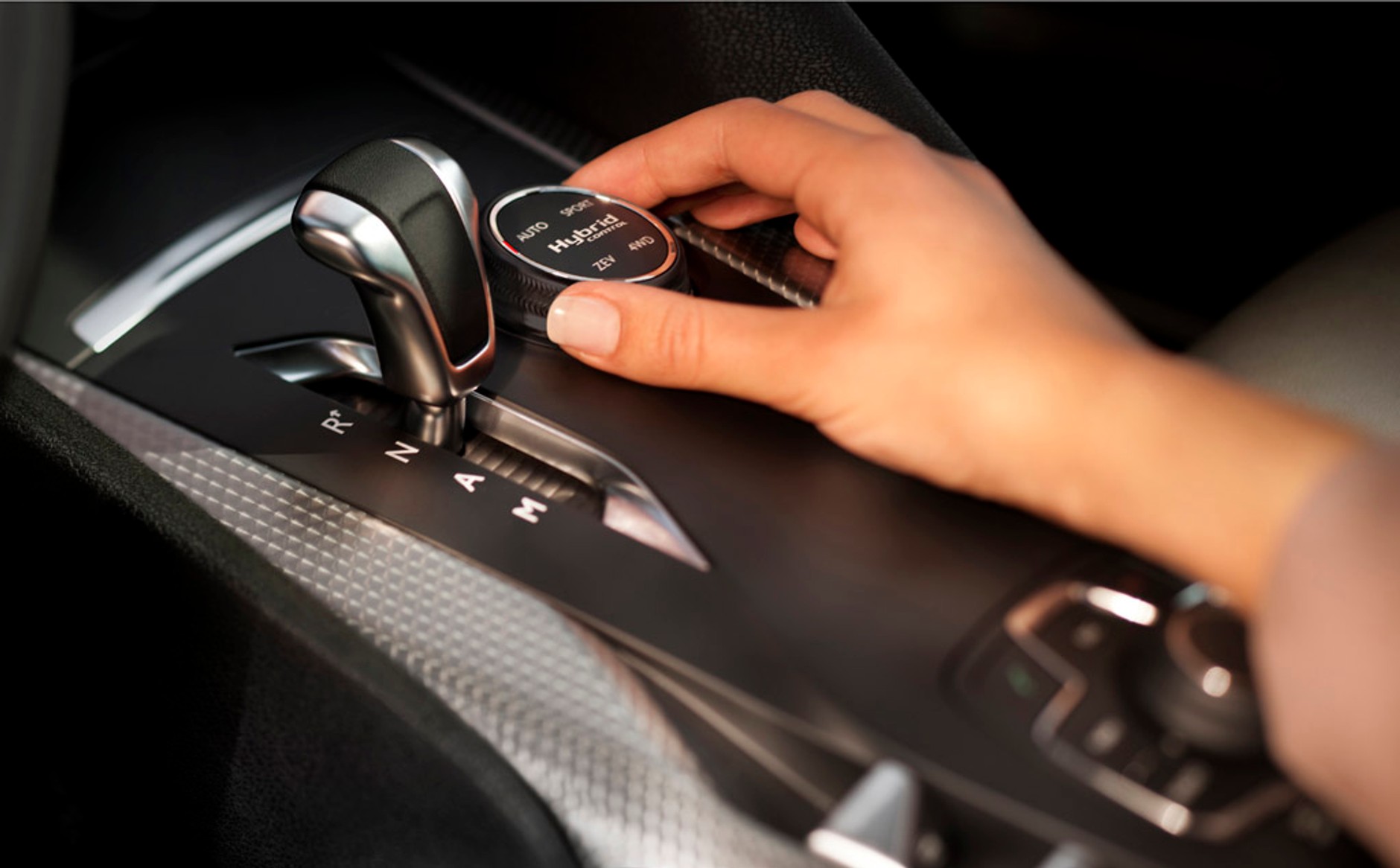 Citroen DS5 wiosną od 99 900 zł