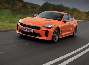 Kia Stinger GT 3.3 V6 - ma w sobie coś zwierzęcego