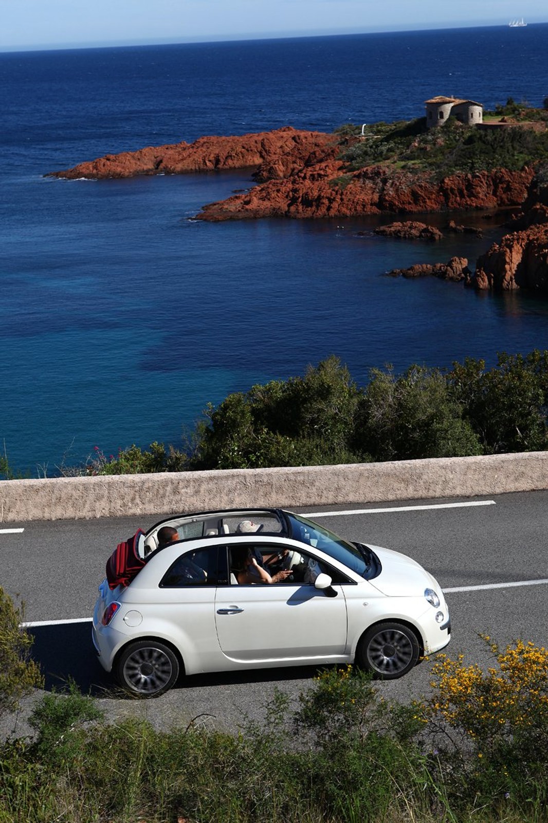 Fiata 500 w USA będą sprzedawali dilerzy Chryslera, produkcja w Meksyku