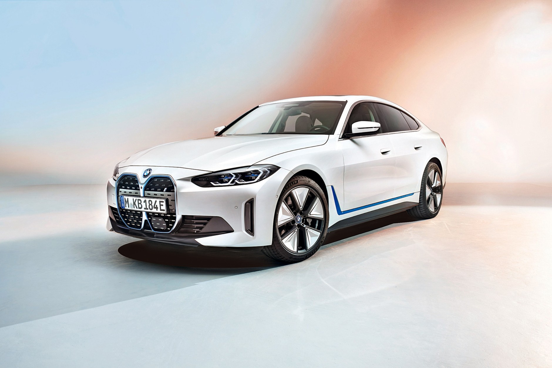 BMW i4