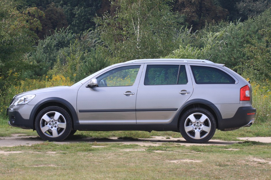 Skoda Octavia Scout - W czym jest lepsza od SUV-a?