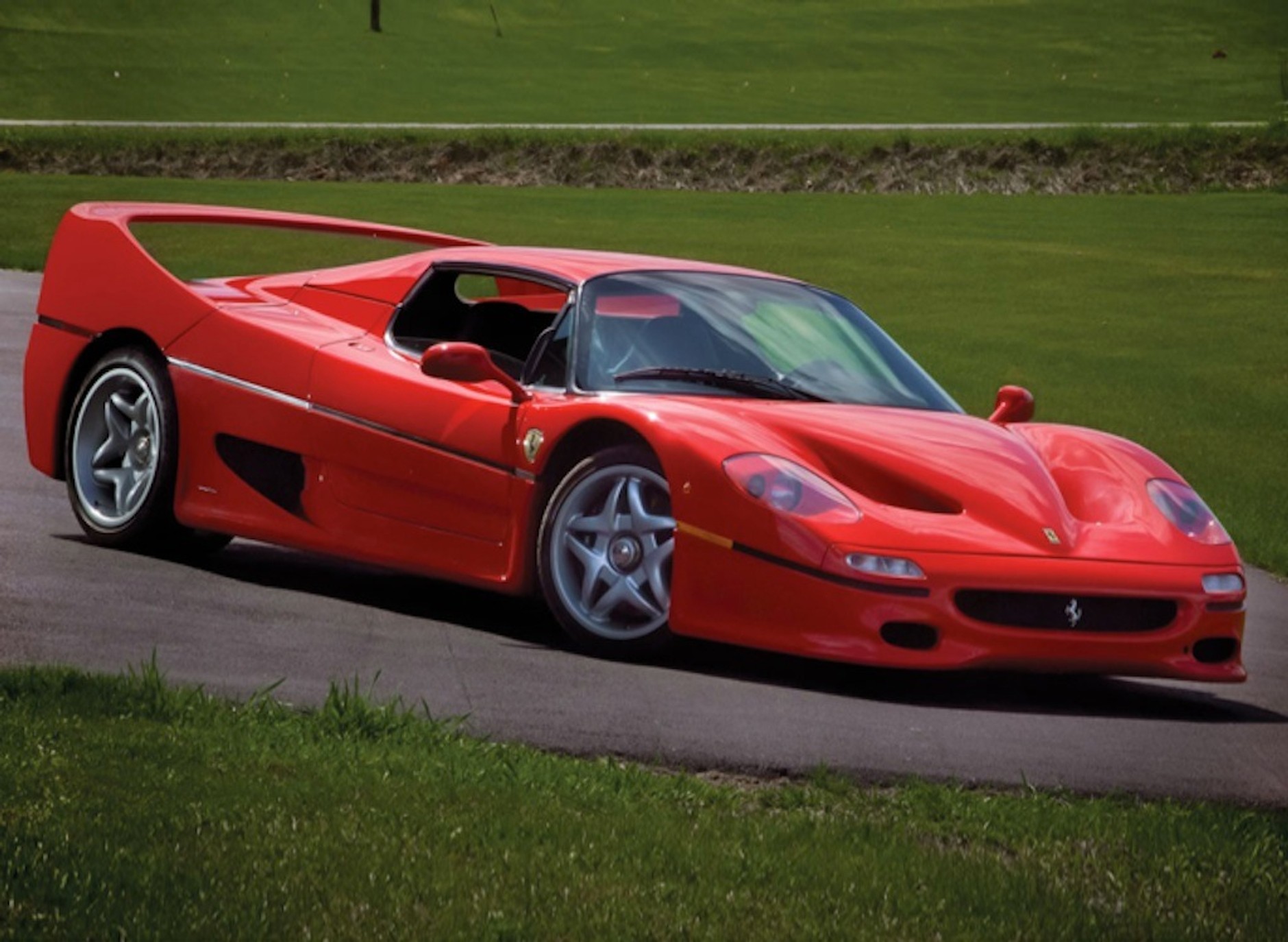 Auta za miliony dolarów