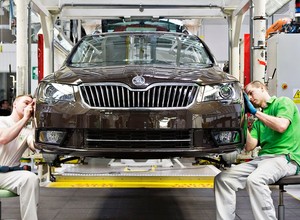 Zmodyfkowana Skoda Superb już w produkcji