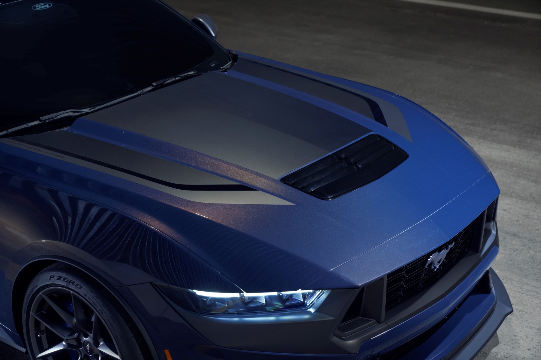 Ford Mustang Dark Horse