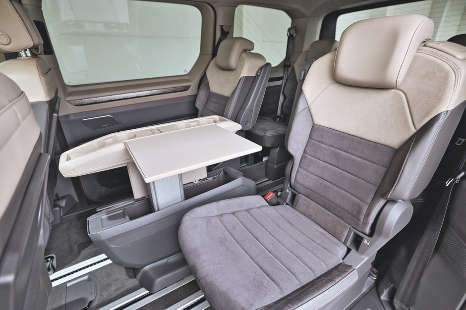 Volkswagen T7 Multivan 1.4 eHybrid (2022)