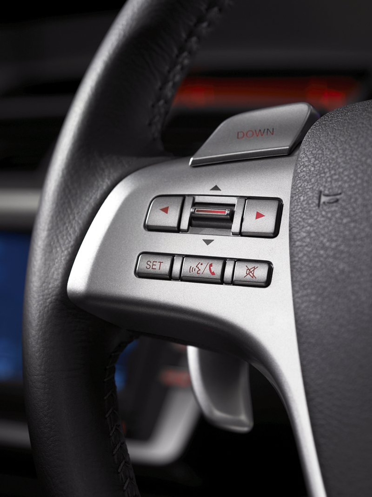 Tokio Motor Show 2007: Mazda Atenza – usportowiona szóstka dla rynku japońskiego