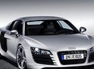 Audi R8: podwójne zwycięstwo
