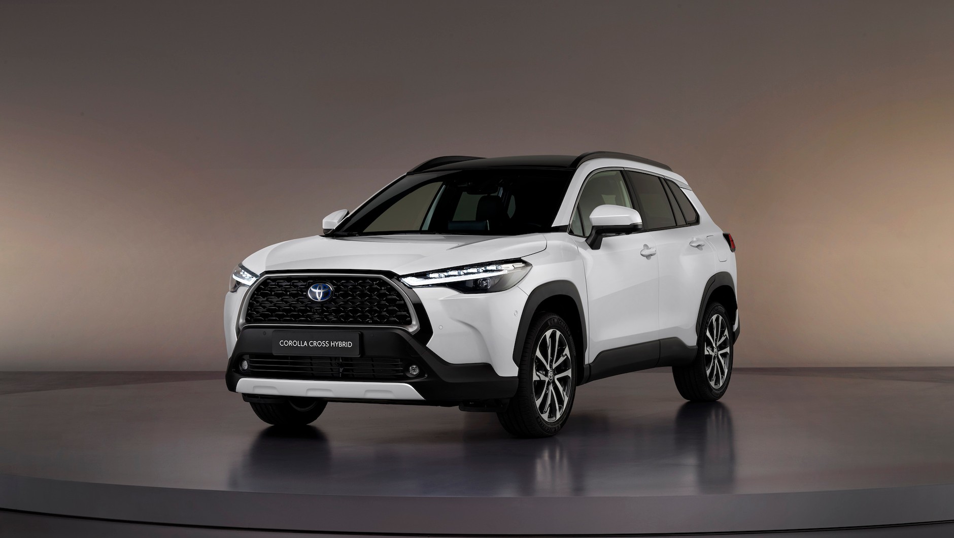 Corolla Cross jest typowana na lokomotywę sprzedaży Toyoty w 2022 r.