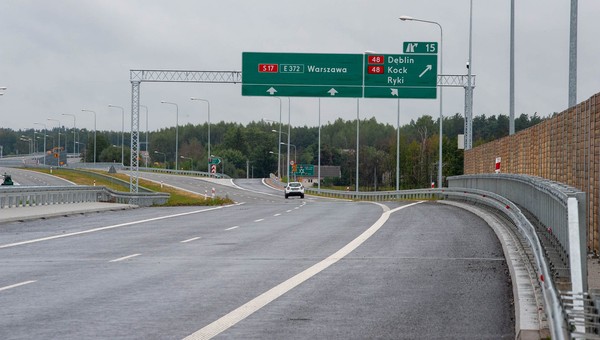 Polska ma siedem nowych miast. Sprawdziliśmy, czy łatwo do nich dojechać