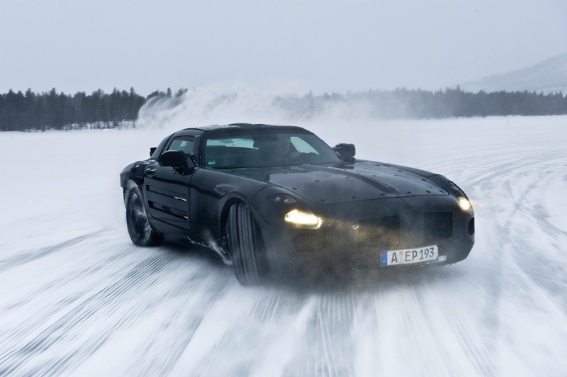 Mercedes SLS AMG w całej okazałaości