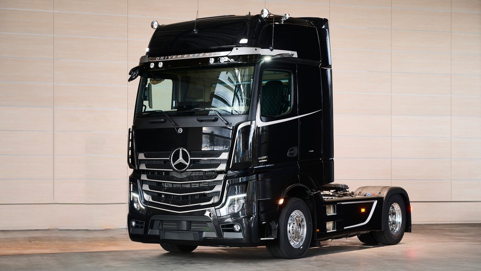 Mercedes Actros L Driver Extent+
