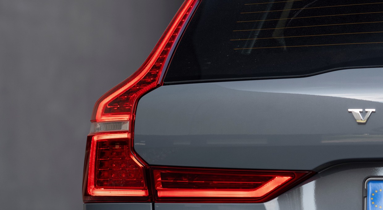 "Niezniszczalny" SUV Volvo znowu na pierwszym miejscu w Polsce. Mocno podgryza go Lexus