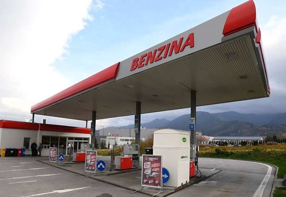 Sieć stacji paliw Benzina